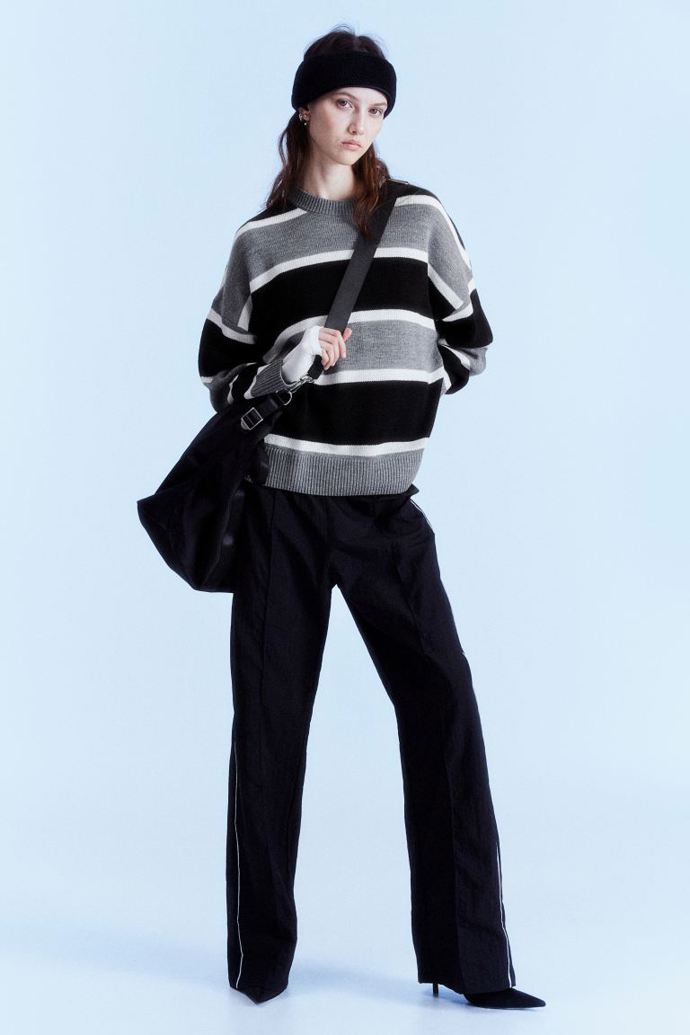 Svetr z žakárového úpletu, H&M, 399 Kč
