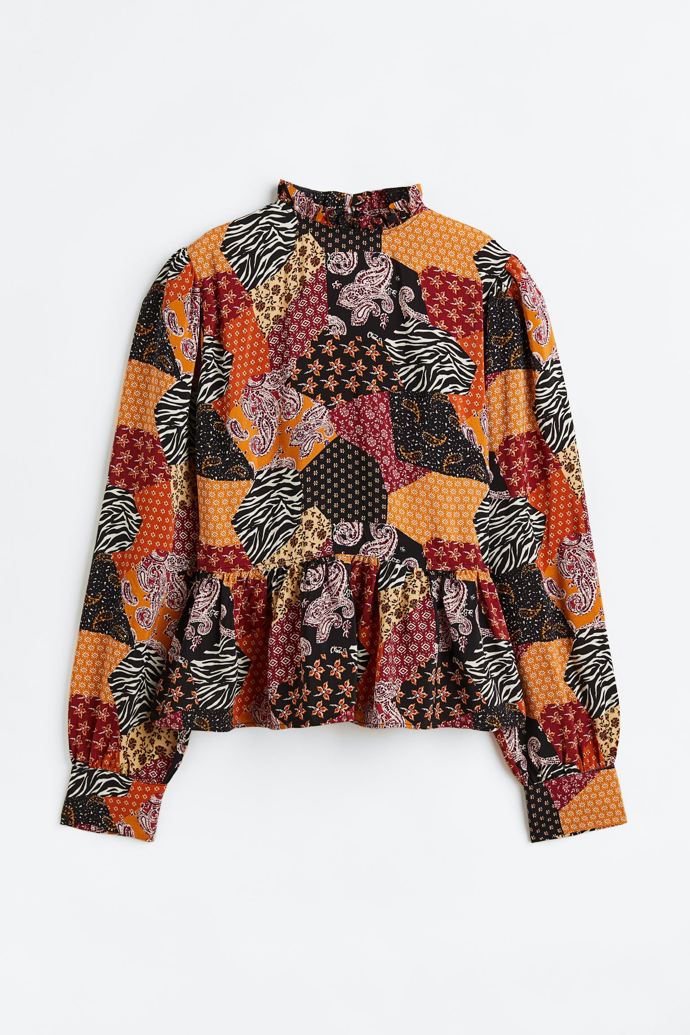 Halenka s volánkovým límečkem, H&M, 899 Kč
Halenka s volánkovým límečkem, H&M, 899 Kč