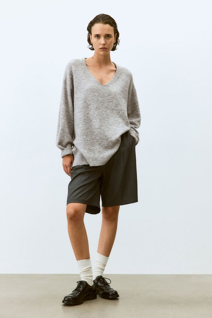 Oversized svetr, H&M, 479 Kč
