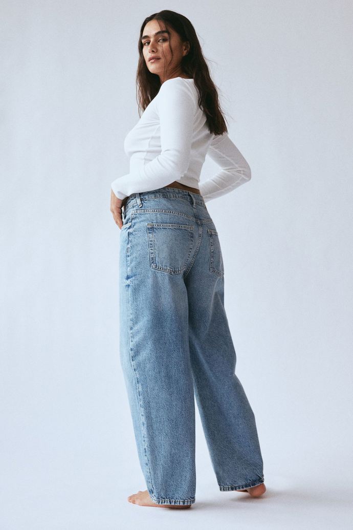 Baggy High Jeans, H&M, 599 Kč
Baggy High Jeans, H&M, 599 Kč