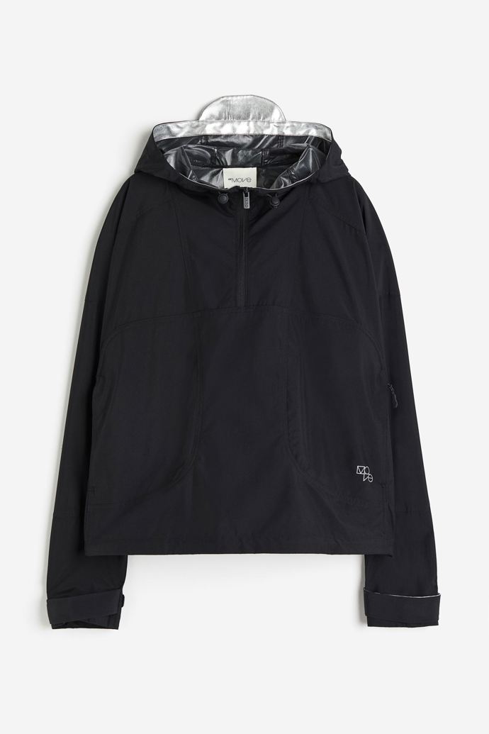 Vodoodpudivá bunda přes hlavu, H&M, 1 499 Kč
