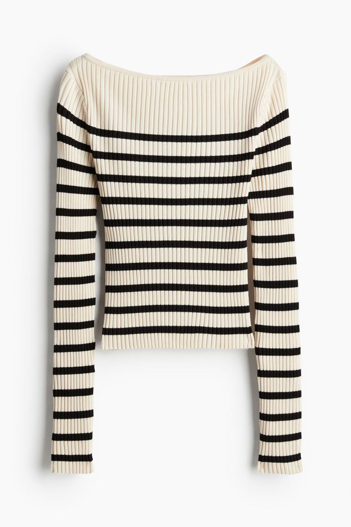 Top z žebrovaného úpletu s lodičkovým výstřihem, H&M, 479 Kč
Top z žebrovaného úpletu s lodičkovým výstřihem, H&M, 479 Kč
