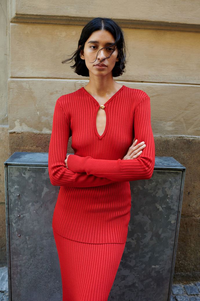Top z žebrovaného úpletu, H&M, 1 199 Kč
Top z žebrovaného úpletu, H&M, 1 199 Kč