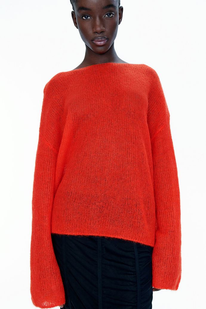 Tenký svetr z mohérové směsi, H&M, 1 899 Kč
Tenký svetr z mohérové směsi, H&M, 1 899 Kč
