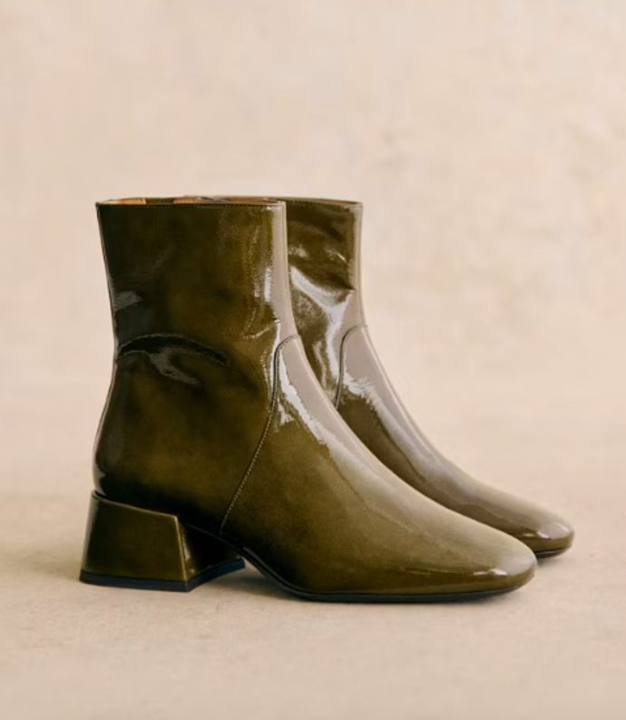 Kotníkové boty, Sézane, 185 eur
Kotníkové boty, Sézane, 185 eur