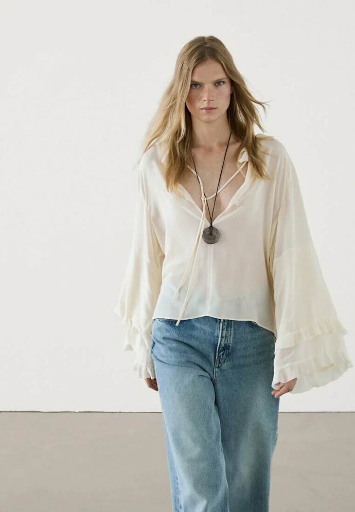 Halenka, Massimo Dutti, 2399 Kč
