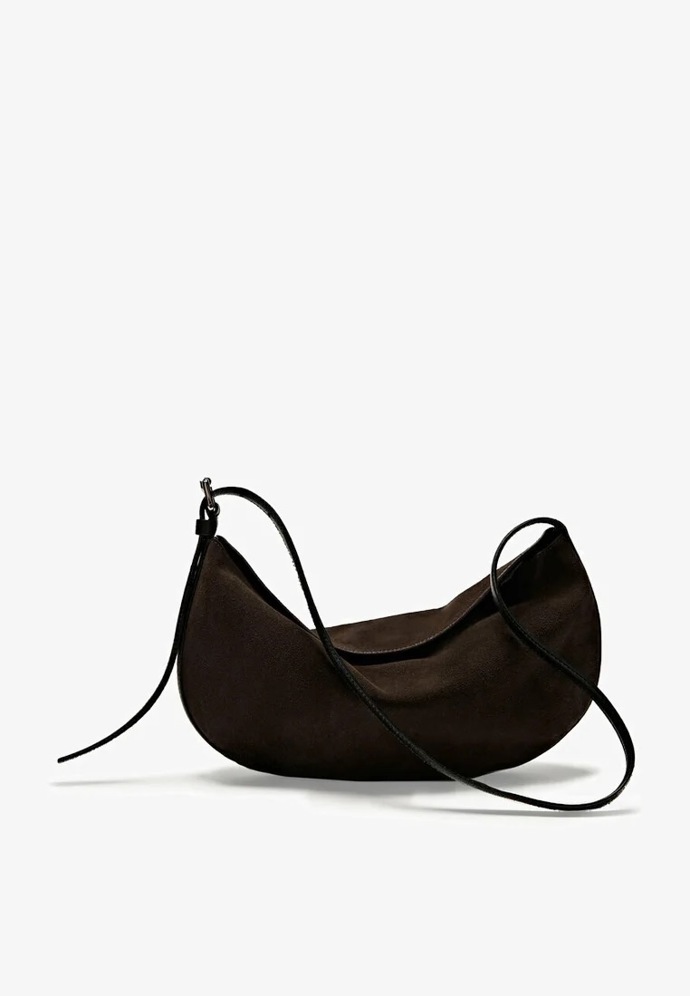Kabelka, Massimo Dutti, 3 299 Kč
Kabelka, Massimo Dutti, 3 299 Kč