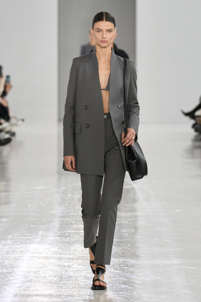 Max Mara jaro/léto 2025
Max Mara jaro/léto 2025