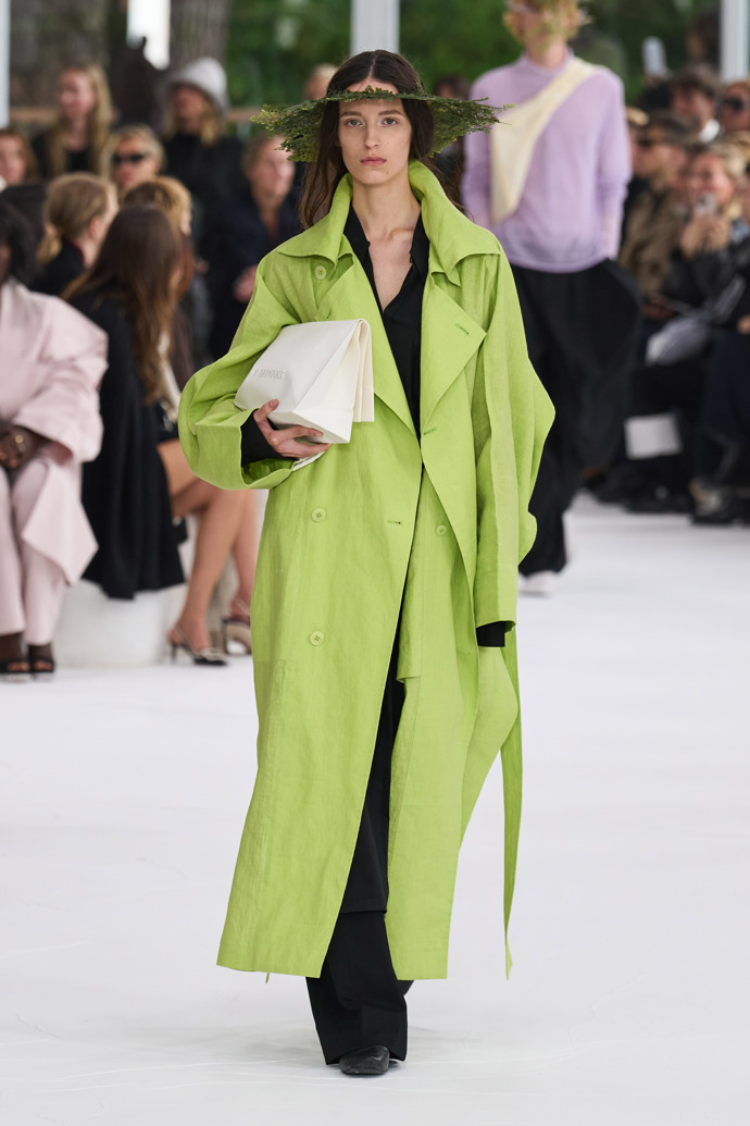 Issey Miyake jaro/léto 2025
