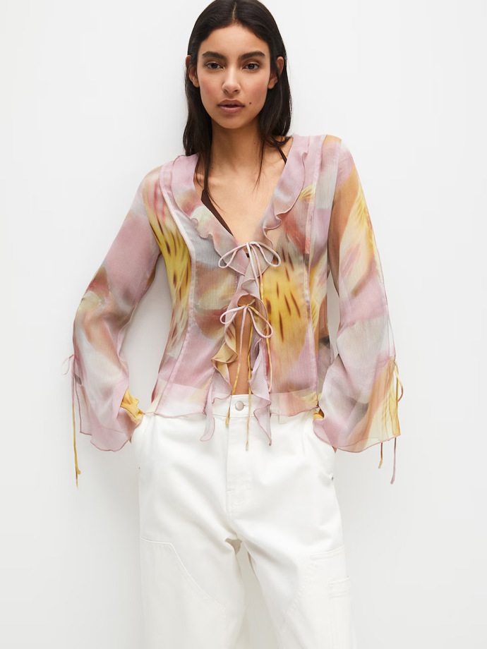Halenka, Pull&Bear, 799 Kč
Halenka, Pull&Bear, 799 Kč