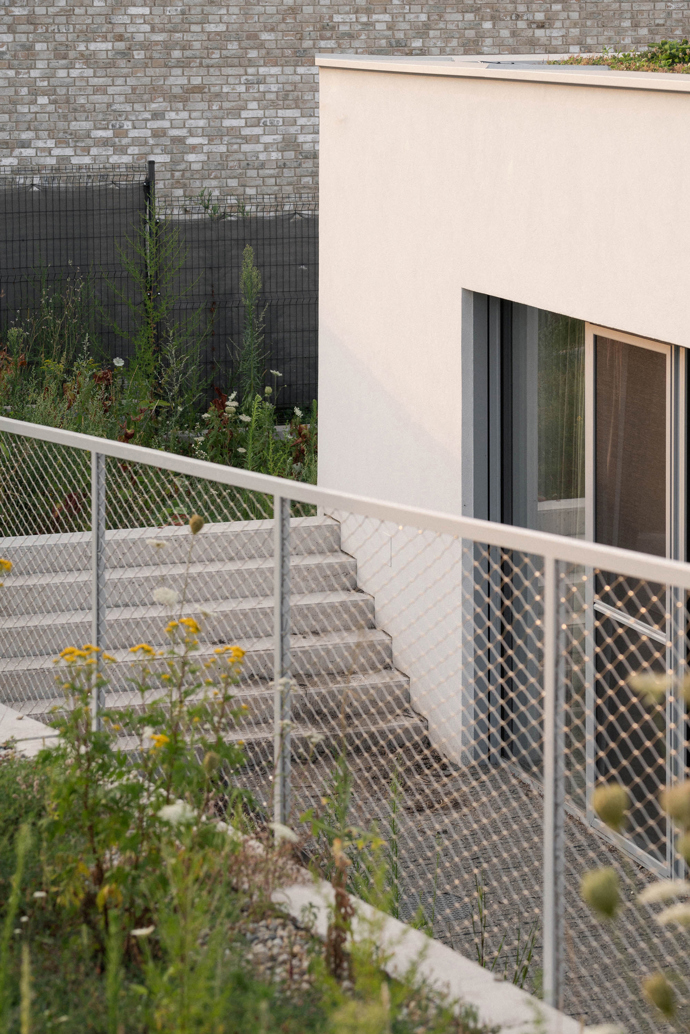 Architektonický zázrak: Jak dům v Záhorských Sadech spojuje přírodu s moderním bydlením
Architektonický zázrak: Jak dům v Záhorských Sadech spojuje přírodu s moderním bydlením