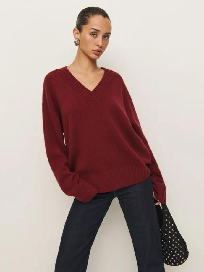 Svetr, Reformation, 9350 Kč, thereformation.com
Svetr, Reformation, 9350 Kč, thereformation.com