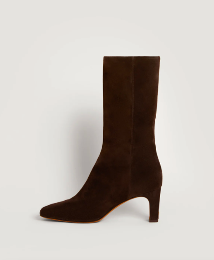 Semišové kozačky, Rouje, 350 eur
Semišové kozačky, Rouje, 350 eur