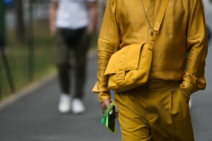 Výběr správné kabelky pozvedne celý váš outfit.
Výběr správné kabelky pozvedne celý váš outfit.