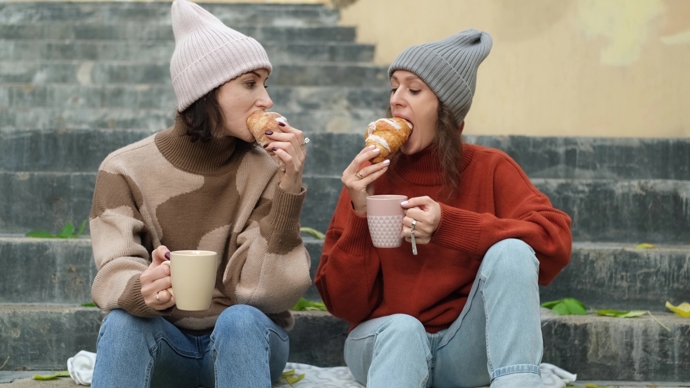 Výběr správného podzimního svetru pozvedne váš styl a zajistí teplo a dokonalé pohodlí.
Výběr správného podzimního svetru pozvedne váš styl a zajistí teplo a dokonalé pohodlí.