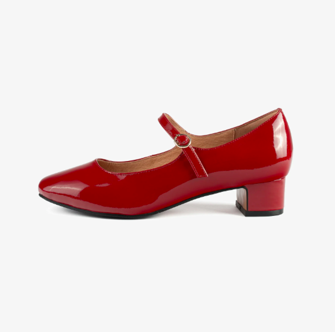 Boty, L37, 4899 Kč.
Boty, L37, 4899 Kč.