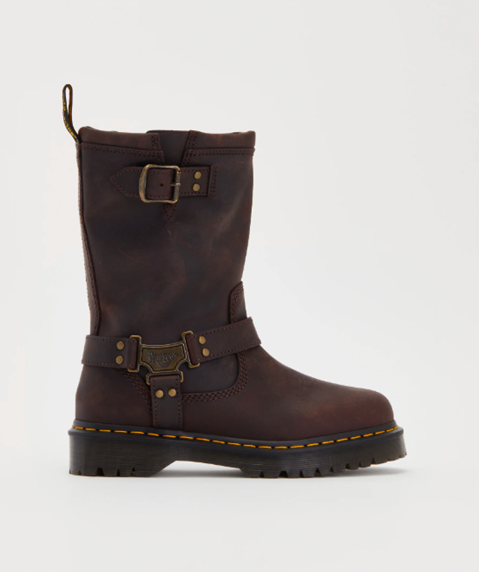 Motorkářské boty, Dr. Martens, 5760 Kč. 
