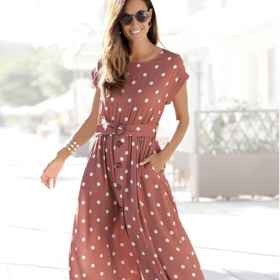Pletené šaty s knoflíky, H&M, 839 Kč
