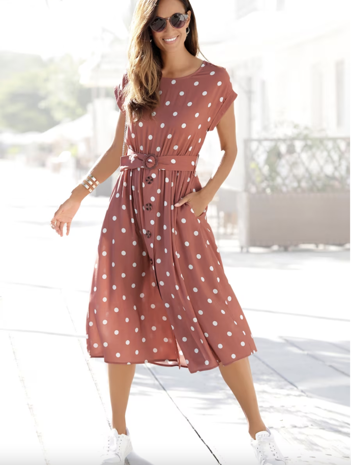 Pletené šaty s knoflíky, H&M, 839 Kč
Pletené šaty s knoflíky, H&M, 839 Kč