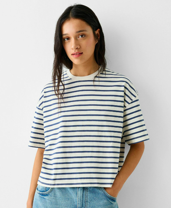 Triko, Bershka, 399 Kč.
Triko, Bershka, 399 Kč.