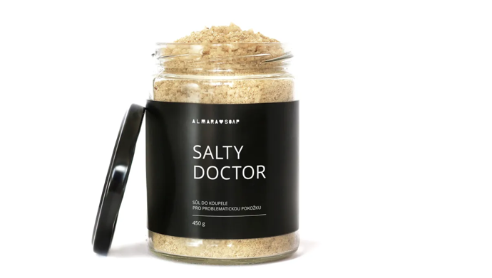 Salty Doctor je určená hlavně pro problematickou pokožku s projevy podráždění, ekzémů a lupenky. Obsahuje sůl a bahno z Mrtvého moře, které jsou plné minerálů a známé svými skvělými účinky na tyto kožní problémy, jemně mletý oves v bio kvalitě, mořskou řasu Lithothamnium a směs rostlinných olejů pro zvláčnění pokožky. 339 Kč
Salty Doctor je určená hlavně pro problematickou pokožku s projevy podráždění, ekzémů a lupenky. Obsahuje sůl a bahno z Mrtvého moře, které jsou plné minerálů a známé svými skvělými účinky na tyto kožní problémy, jemně mletý oves v bio kvalitě, mořskou řasu Lithothamnium a směs rostlinných olejů pro zvláčnění pokožky. 339 Kč