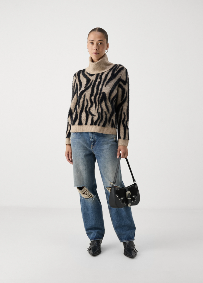 VMVALENTINA COWLNECK, svetr se zvířecími motivy, Vero Moda Petite, Zalando, 960 Kč 
