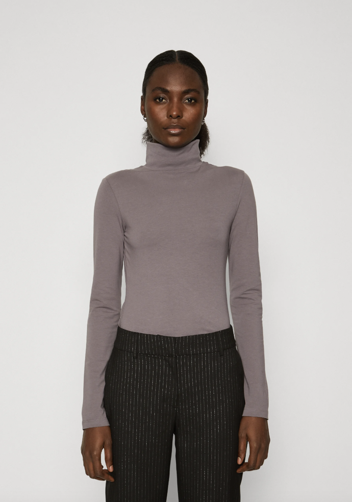 Even&Odd Tall - balíček 2 roláků, Top s dlouhým rukávem, Zalando, 580 Kč
Even&Odd Tall - balíček 2 roláků, Top s dlouhým rukávem, Zalando, 580 Kč