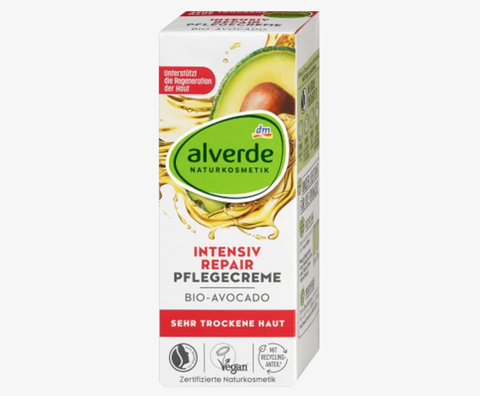 Pleťový denní krém s výtažkem z bio avokáda nabízí cennou péči vaší pleti v podobě perfektní hydratace. Obsažený bio avokádový olej má vysoký podíl cenných lipidů a bohatě se tak podílí na krásně vypadajícím vzhledu pleti. Avokádový olej podporuje přirozenou funkci pleti a představuje intenzivní péči pro velmi suchou pleť. 89,90 Kč
Pleťový denní krém s výtažkem z bio avokáda nabízí cennou péči vaší pleti v podobě perfektní hydratace. Obsažený bio avokádový olej má vysoký podíl cenných lipidů a bohatě se tak podílí na krásně vypadajícím vzhledu pleti. Avokádový olej podporuje přirozenou funkci pleti a představuje intenzivní péči pro velmi suchou pleť. 89,90 Kč