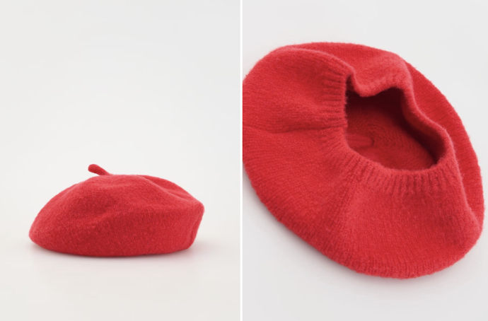 červený dámský baret, Reserved, 359 Kč
