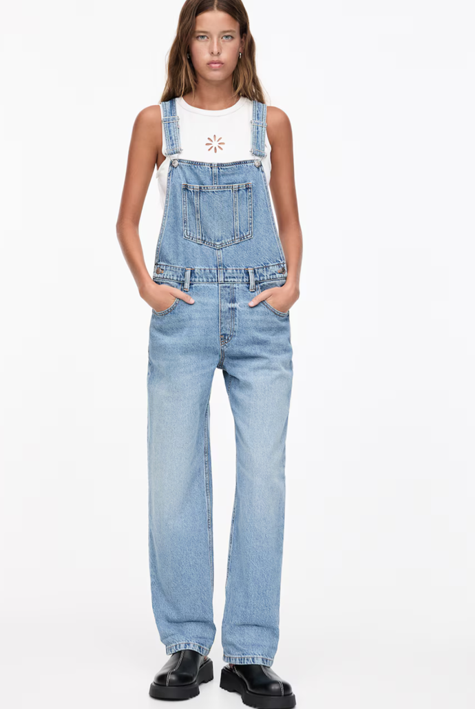 Světle modré lacláče, Pull&Bear - About you, 1079 Kč
Světle modré lacláče, Pull&Bear - About you, 1079 Kč