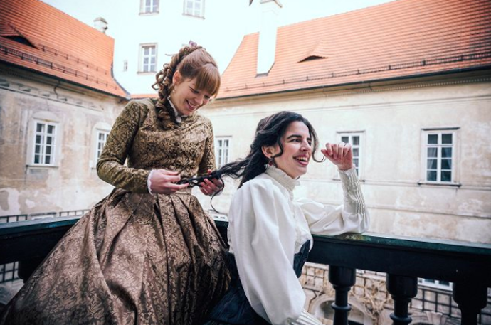 Záběry z nové minisérie Dcera národa, která popisuje život Zdeňky Havlíčkové
Záběry z nové minisérie Dcera národa, která popisuje život Zdeňky Havlíčkové