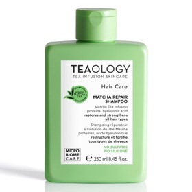 Vlasový produkt se zeleným čajem, Teaology, 349 Kč
