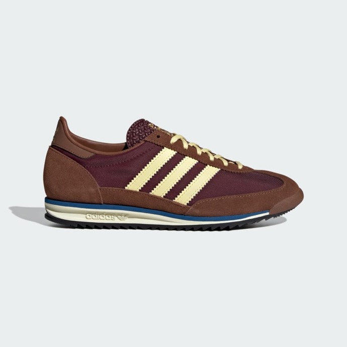 Tenisky, Adidas, 2399 Kč
Tenisky, Adidas, 2399 Kč