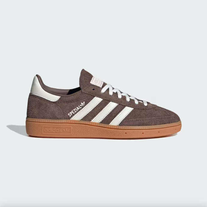 Tenisky, Adidas, 2699 Kč
Tenisky, Adidas, 2699 Kč