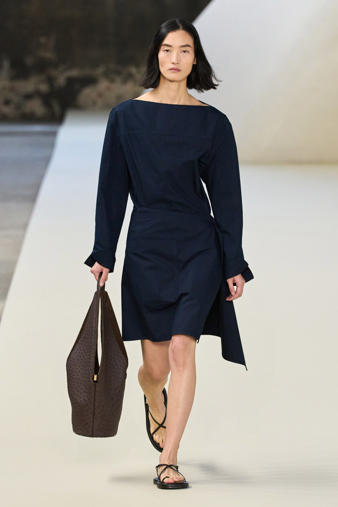 Tod's jaro/léto 2025
Tod's jaro/léto 2025