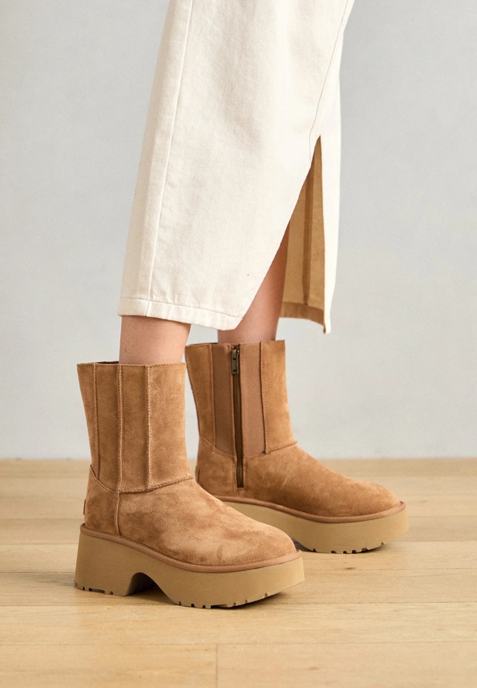 UGG, 5810 Kč
UGG, 5810 Kč