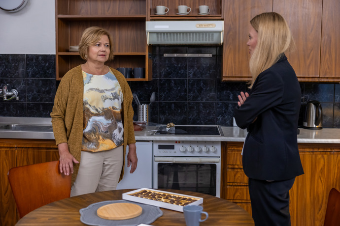 Nekonečný seriál Ulice mapuje dramatické osudy několika sousedských rodin
