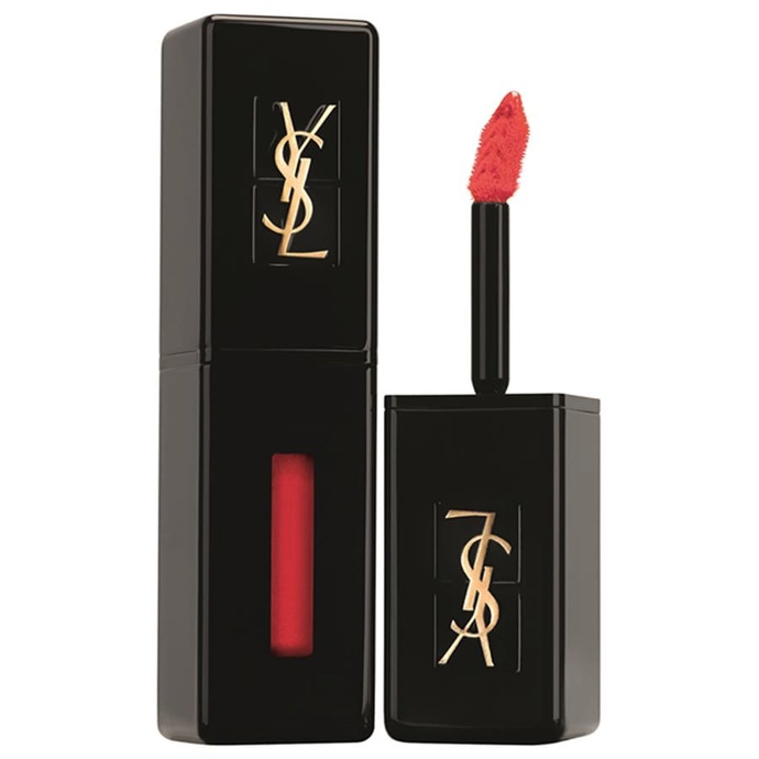 Lesk na rty, Yves Saint Laurent, 1 110 Kč
Lesk na rty, Yves Saint Laurent, 1 110 Kč
