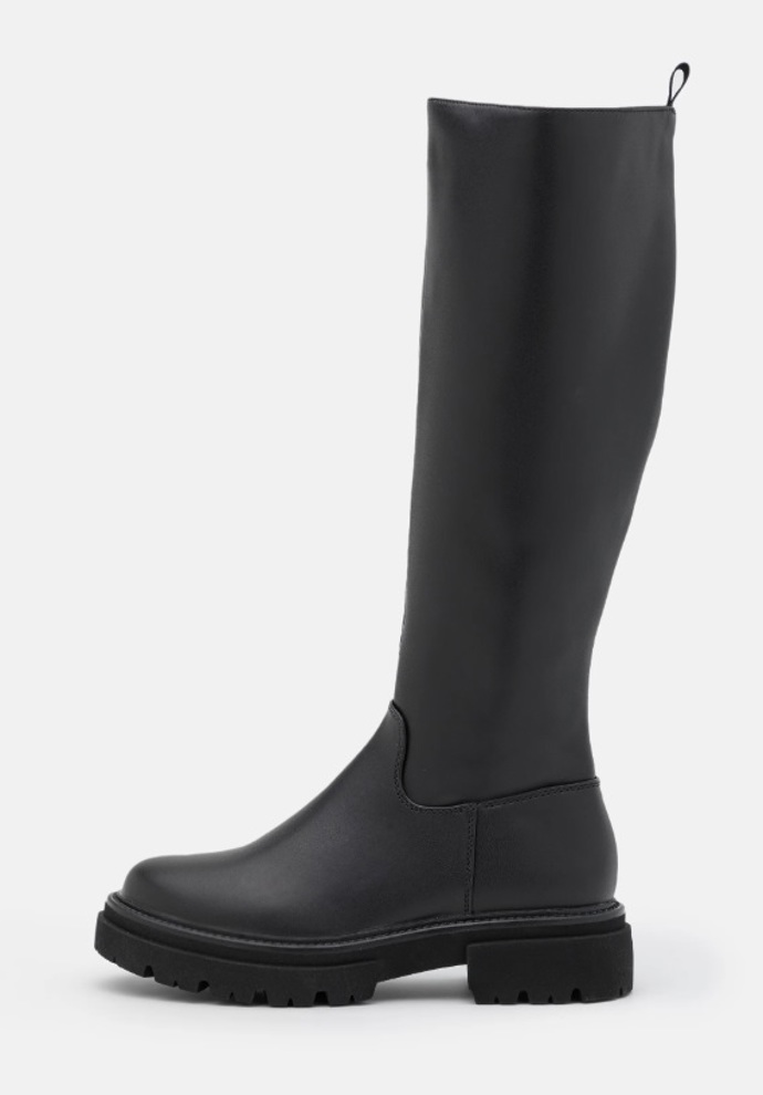  Kozačky na platformě, Even&Odd Wide Fit, 1 640 Kč
