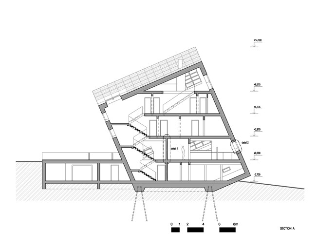Futuristickou horskou chatu s fascinujícím vzhledem a úchvatným výhledem na Tatry najdeme v Kežmaroku. Moderní design v souladu s přírodou a udržitelnou architekturou slibuje nezapomenutelný zážitek každému návštěvníkovi.
