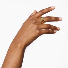 Prsten The Isabel Ring, Lié Studio, 180 eur
