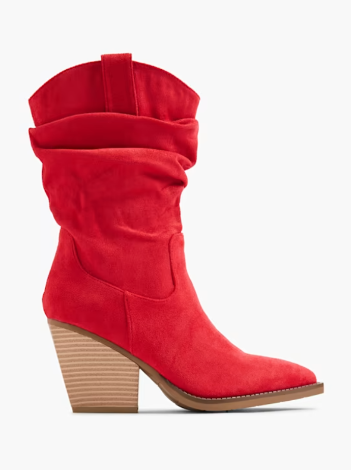 Červené boty na podpatku, Deichmann, 699 Kč
Červené boty na podpatku, Deichmann, 699 Kč