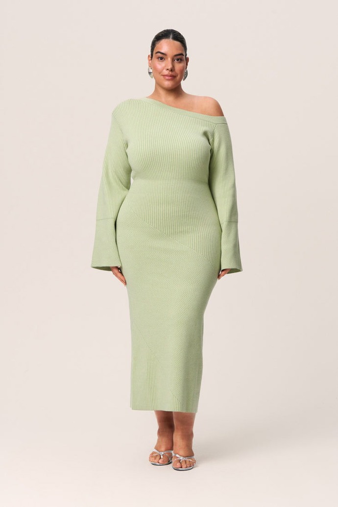 Adoore, 160 eur
Adoore, 160 eur