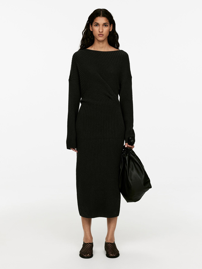 Arket, 129 eur
