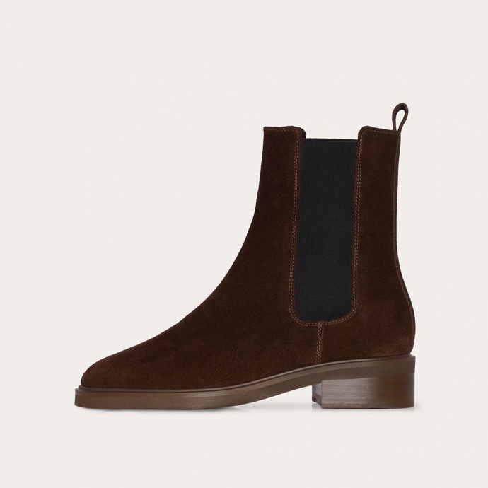 Balagan, 205 eur
