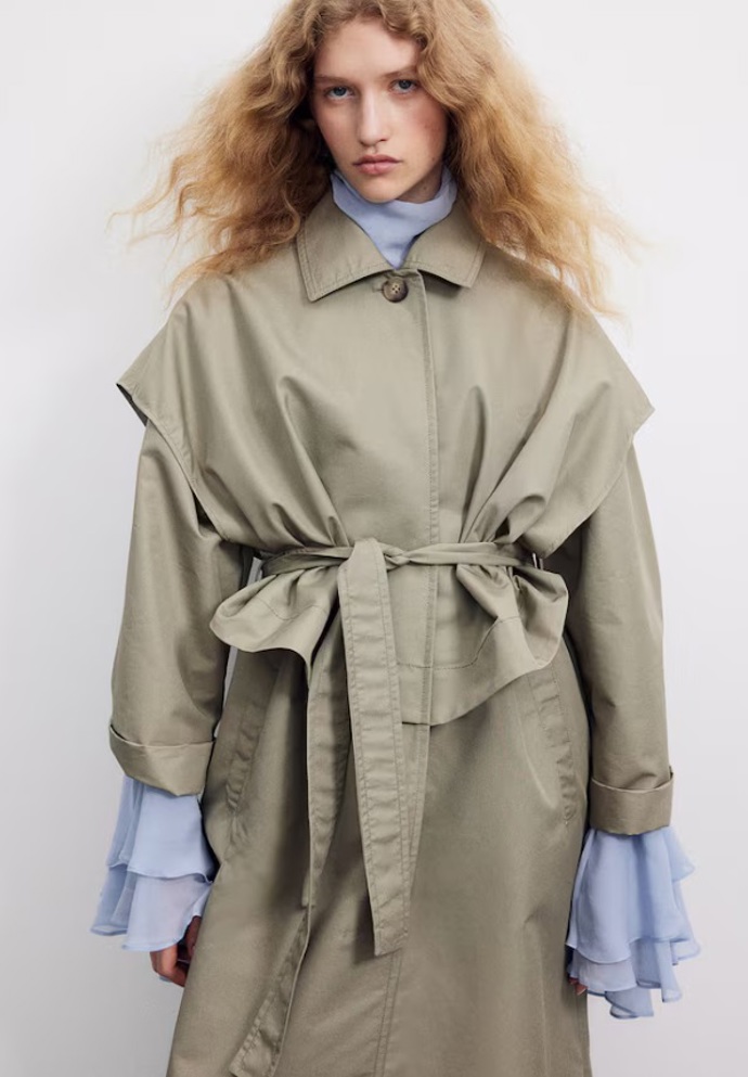 Maxi trenčkot, H&M, 1 459 Kč

