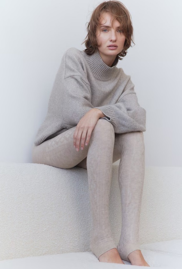 Úpletové legíny bez chodidlové části, H&M, 359 Kč
