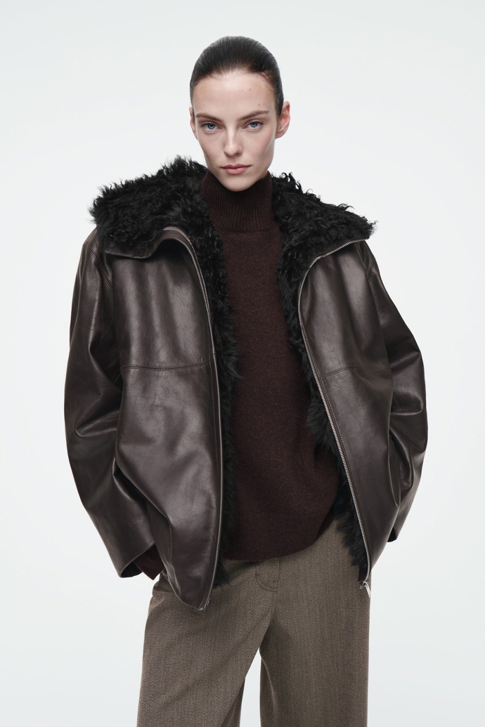 Arket, 279 eur
