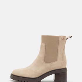 Chelsea boty, Tommy Hilfiger, 3 990 Kč
