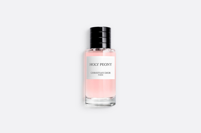 Vůně, Dior – Holy Peony, od 130 EUR. Vhodná pro znamení: Panna.
Vůně, Dior – Holy Peony, od 130 EUR. Vhodná pro znamení: Panna.